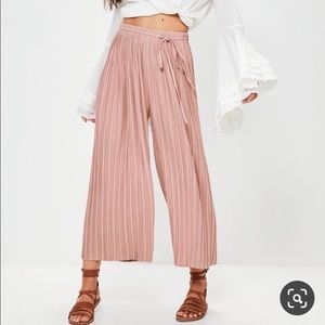 Misguided mauve pleated cropped pants